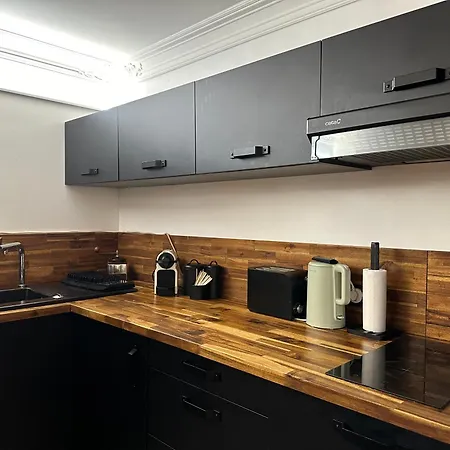 דירה Elegant De Avec Patio לה רושל